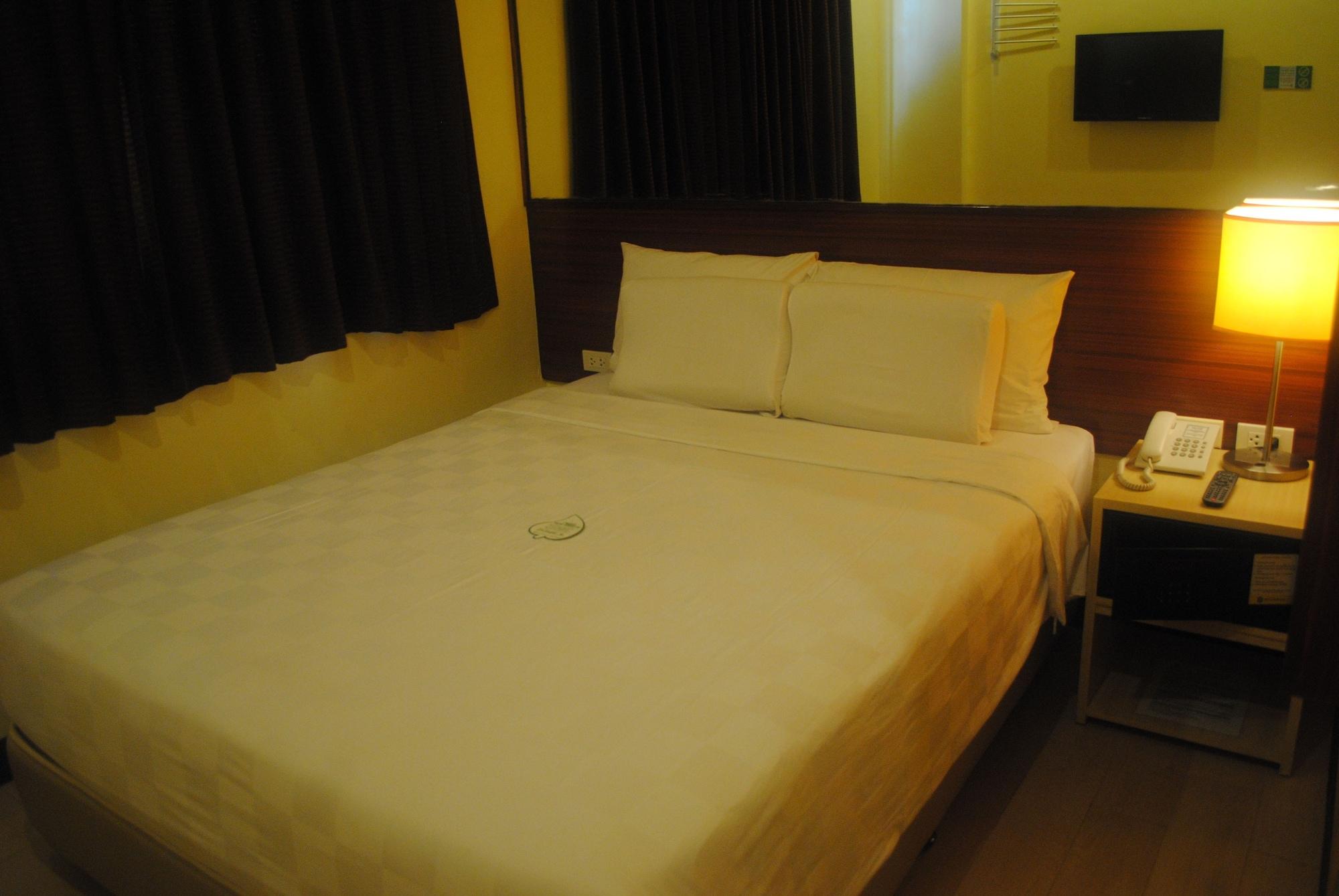 Go Hotels Tacloban Exterior foto