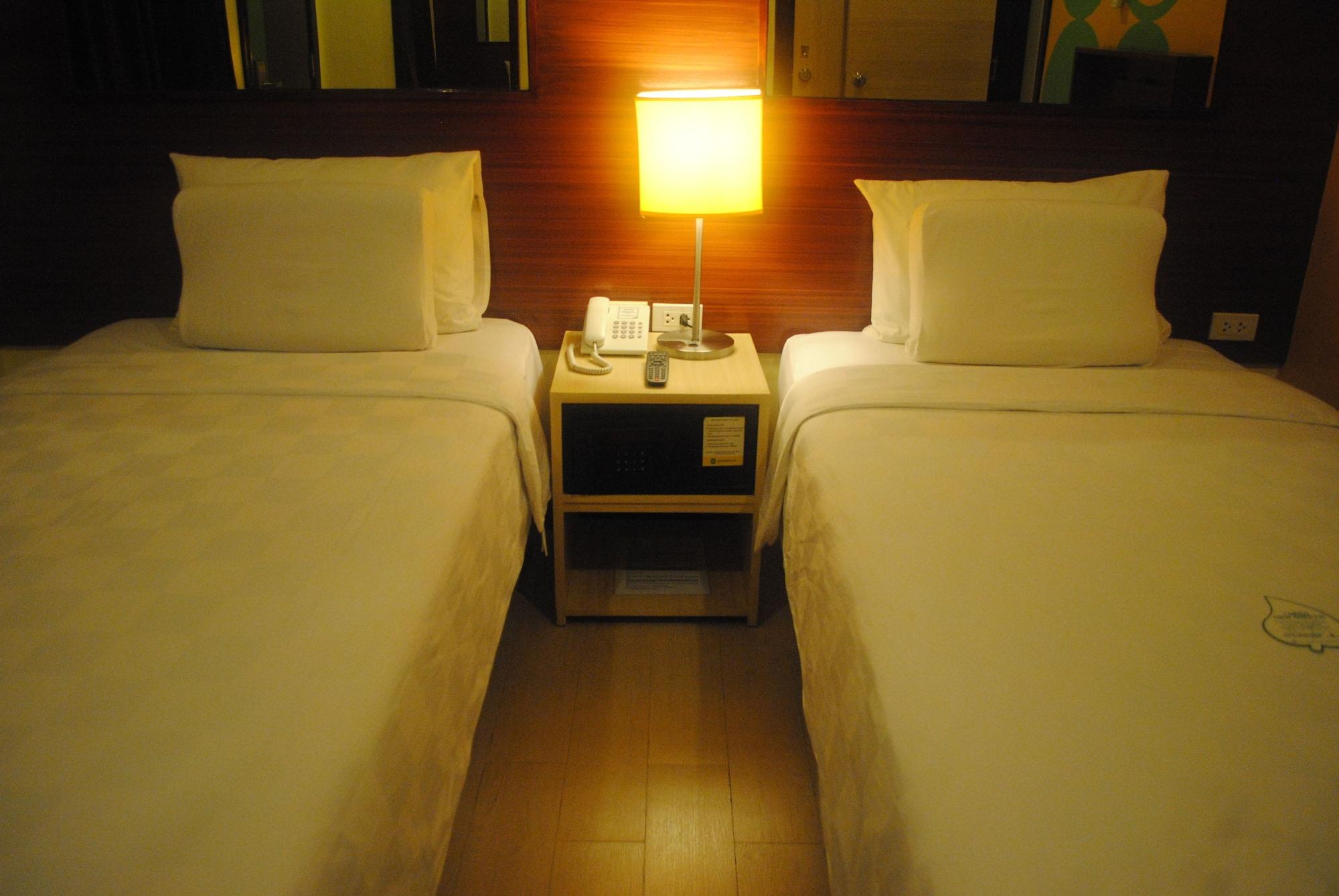 Go Hotels Tacloban Exterior foto