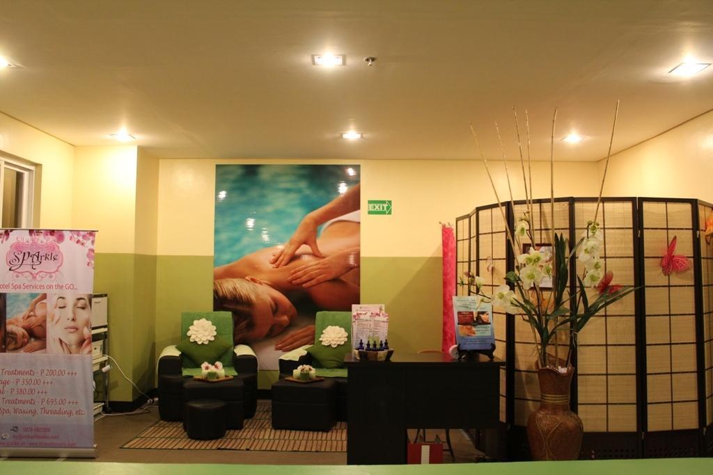 Go Hotels Tacloban Exterior foto